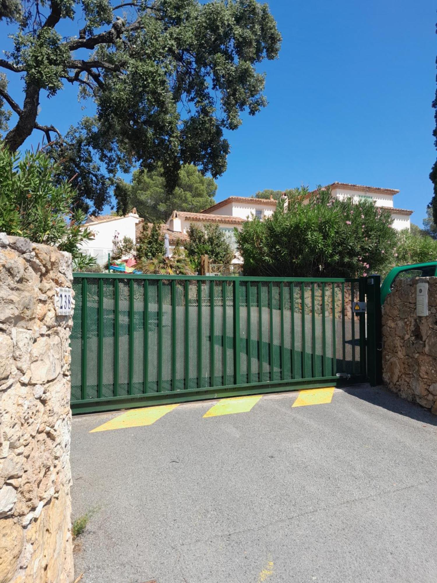 Le Mediterraneo Saint Aygulf Εξωτερικό φωτογραφία